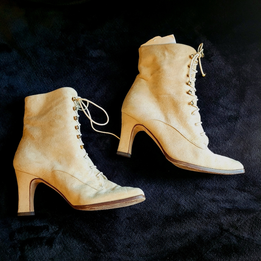 Vintage Chantal Beige Suede Lace Up Granny Boots